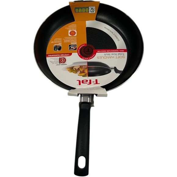 t-fal platinum non-stick soft stick 12'' fry pan - Picture 3 of 7